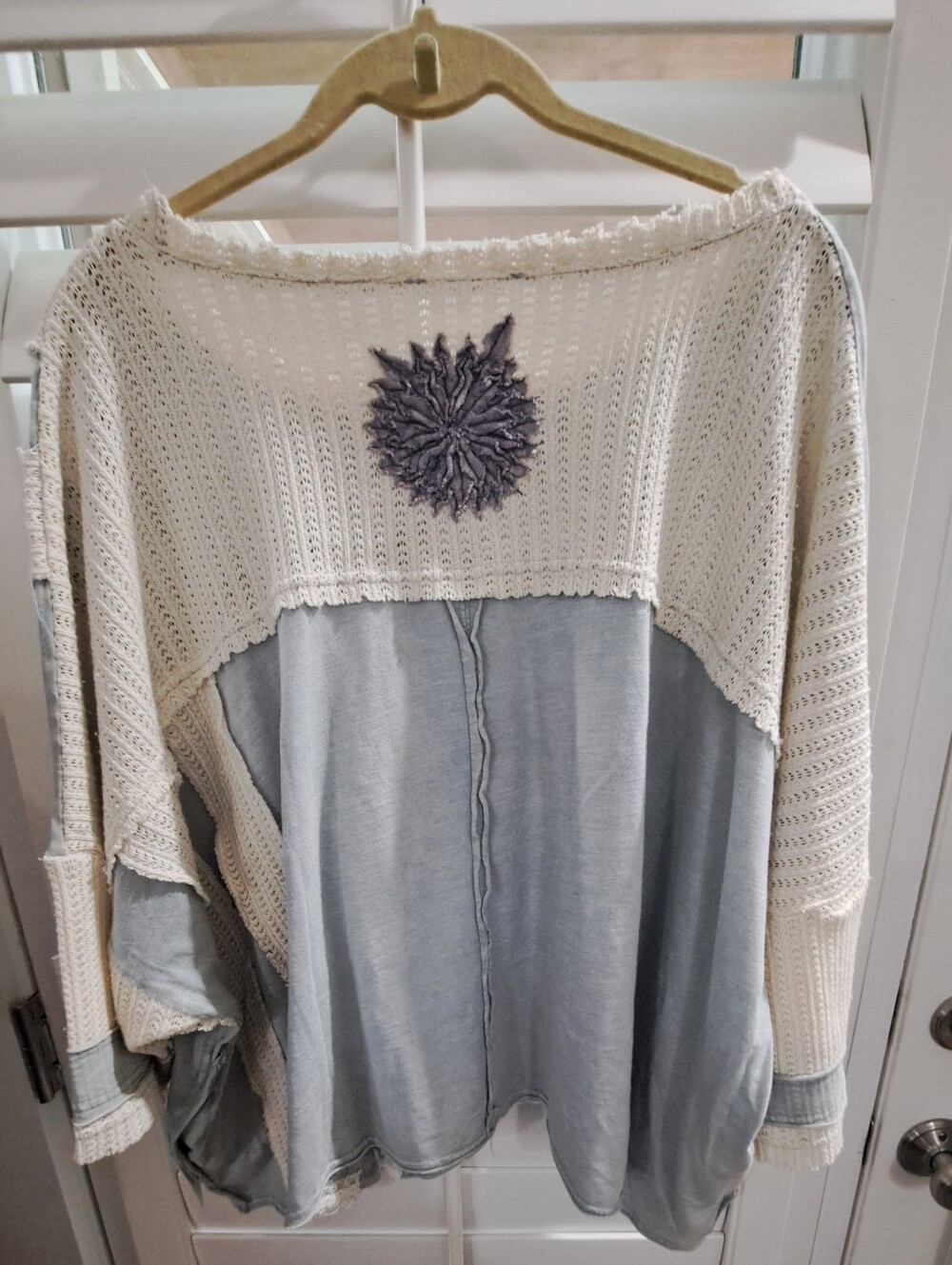 REDUCED!  NWT Oli & Hali Top - Size L - Picture 3 of 5
